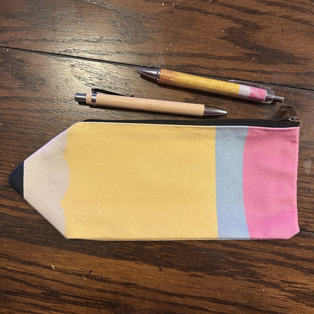 Teacher Bundle- Teacher Decor, Post it's and holder and Pencil case with pens - Picture 9 of 9